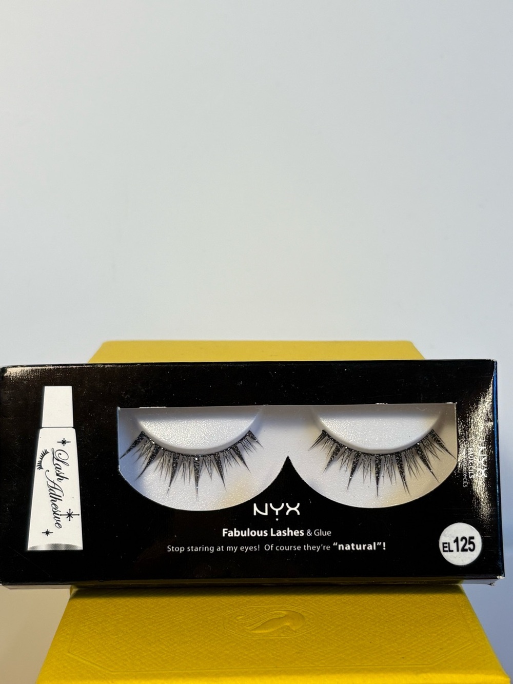 VINTAGE VERY RARE NYX Fabulous Lashes & Glue - Black False Eyelashes (EL125)